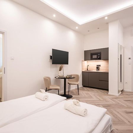 K51 - Kiraly Boutique Residence - Best Location By Bqa Будапеща Екстериор снимка