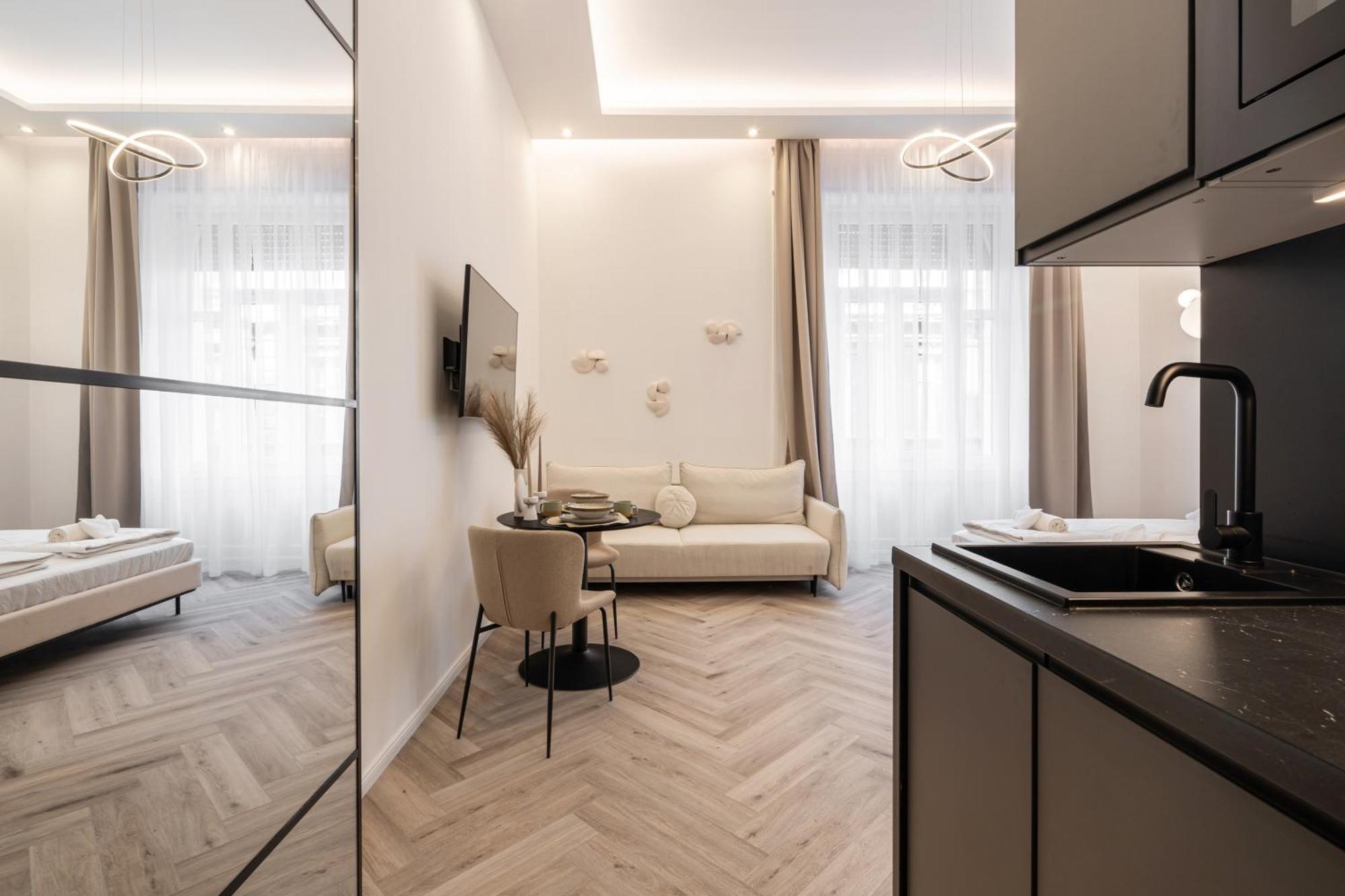 K51 - Kiraly Boutique Residence - Best Location By Bqa Будапеща Екстериор снимка