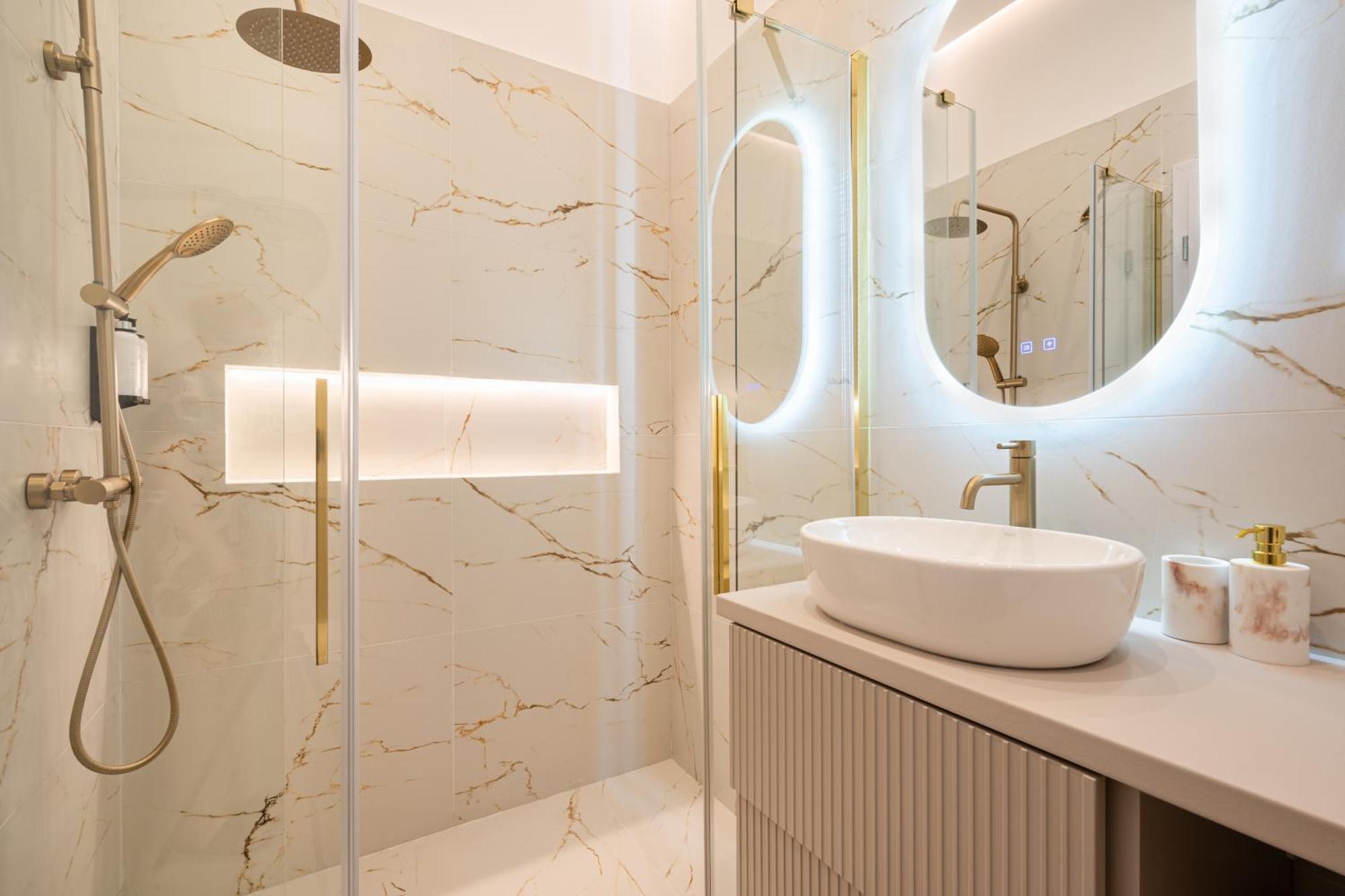 K51 - Kiraly Boutique Residence - Best Location By Bqa Будапеща Екстериор снимка
